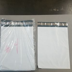 POLY MAILERS  10'' X  13''     100 pk